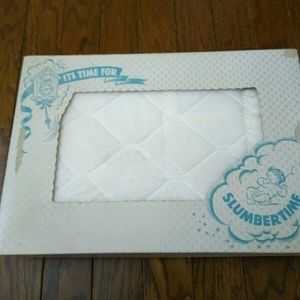Vintage Slumbertime Off White Acrylic Baby Blanket